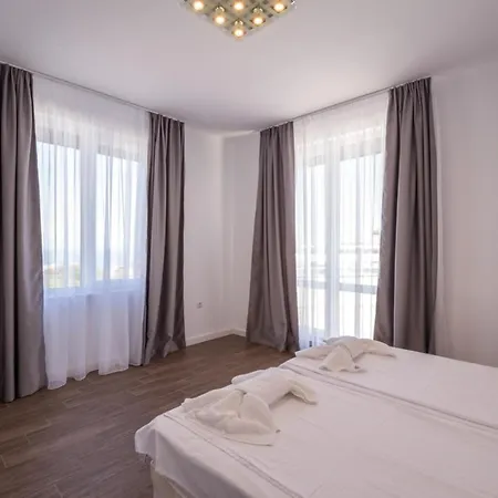 Salia Apartament *